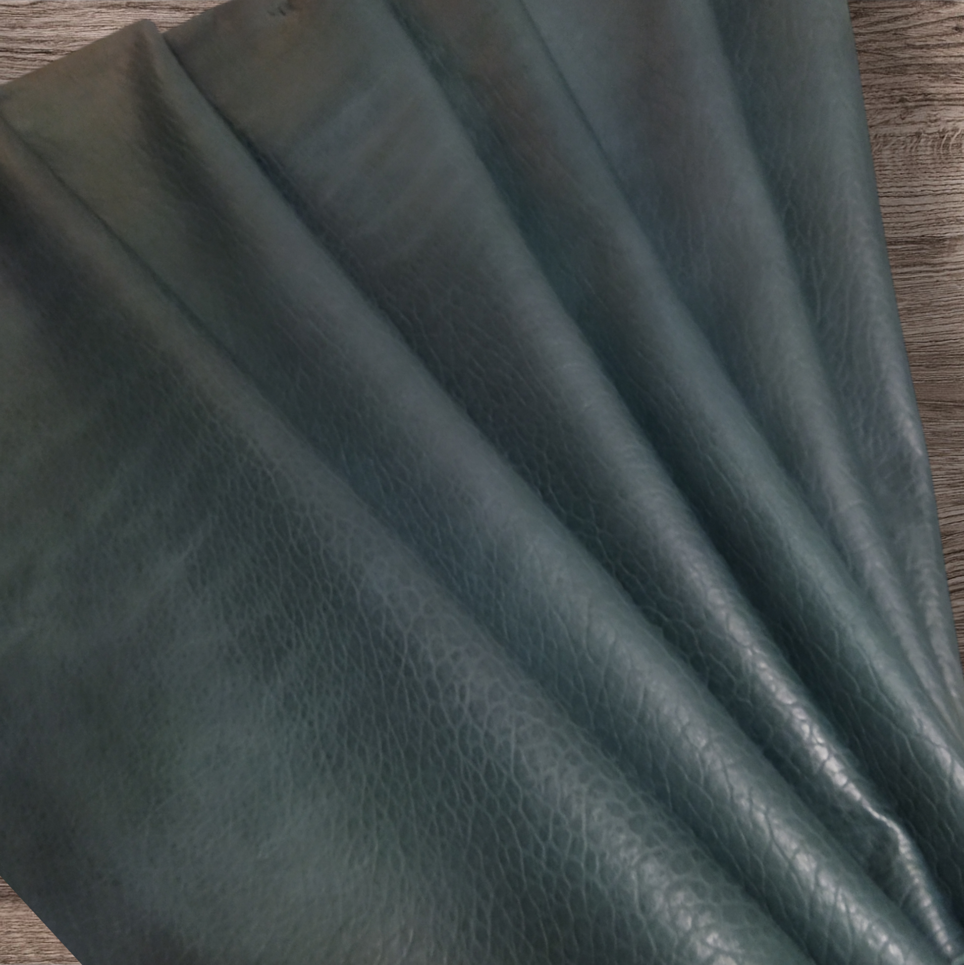 Lot de 6 peaux - Cuir d'agneau - Bubble Vert forêt